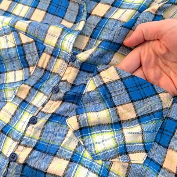 CLEARANCE Daily Thread Plaid Flannel Button Down Shirt - Small - Vibrant & Cozy - Picture 5 of 11